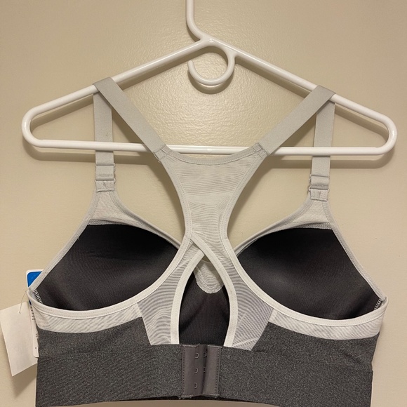 Layer 8 Two Tone Layer 8 Gray Sports Bra size L - Picture 2 of 4